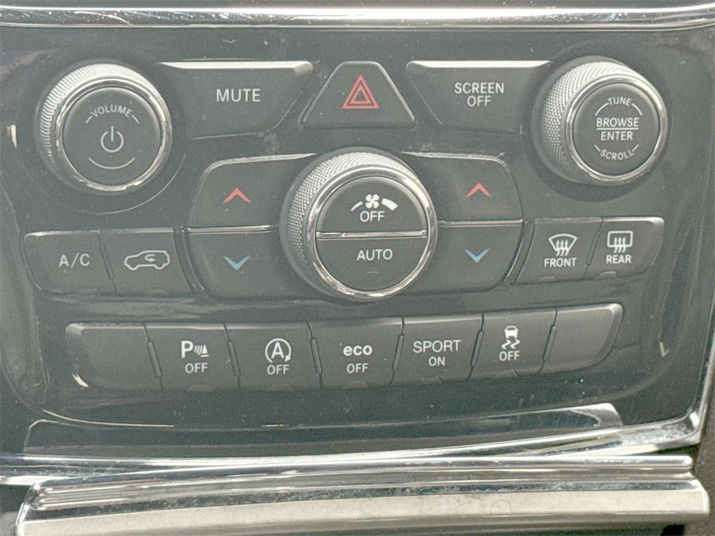 used 2019 Jeep Grand Cherokee car, priced at $21,508