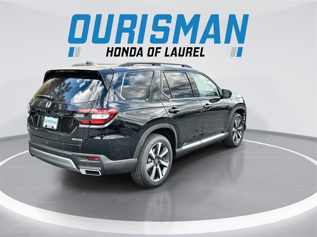 new 2025 Honda Pilot car, priced at $44,964
