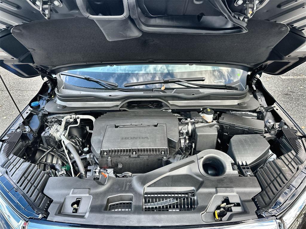 new 2025 Honda Pilot car, priced at $44,964