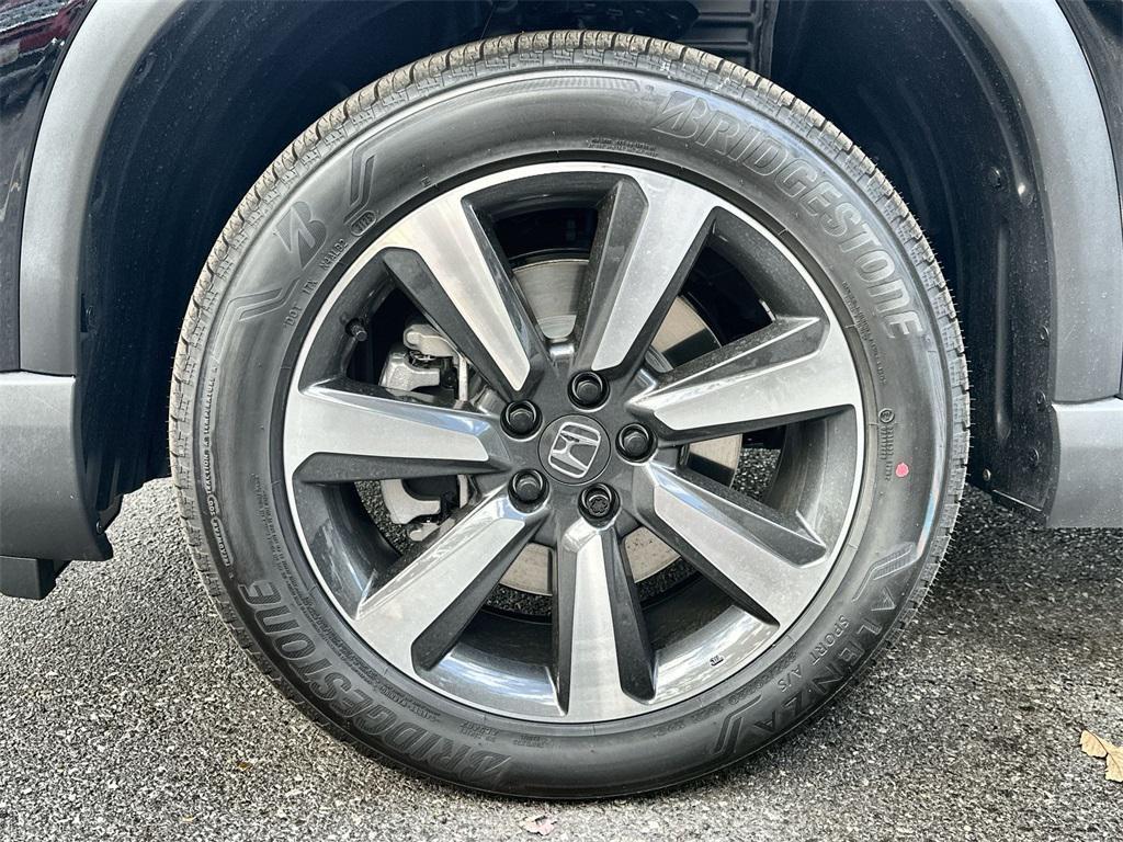 new 2025 Honda Pilot car, priced at $44,964