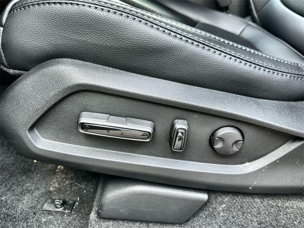 new 2025 Honda Pilot car, priced at $44,964