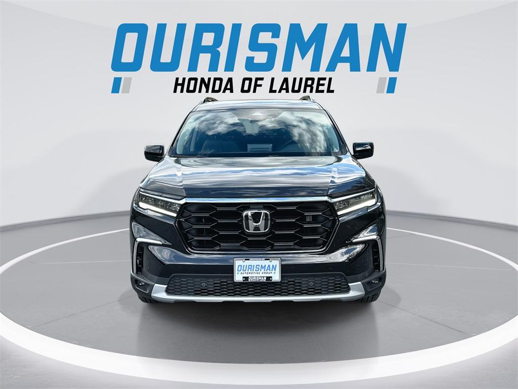 new 2025 Honda Pilot car, priced at $44,964