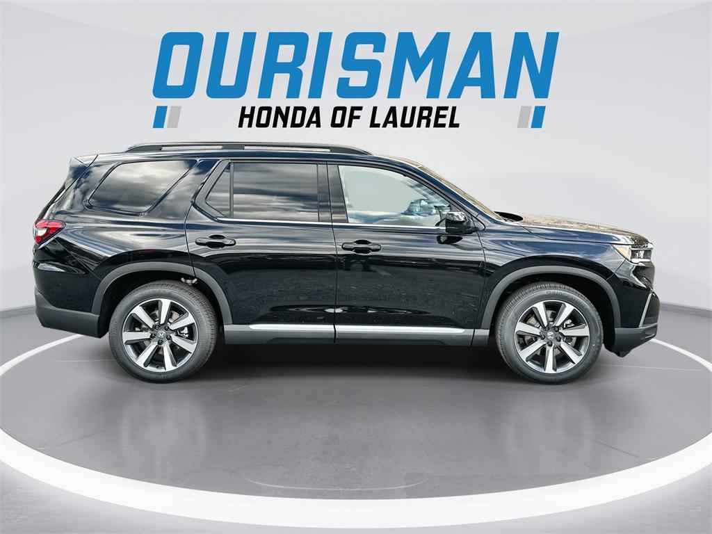 new 2025 Honda Pilot car, priced at $44,964