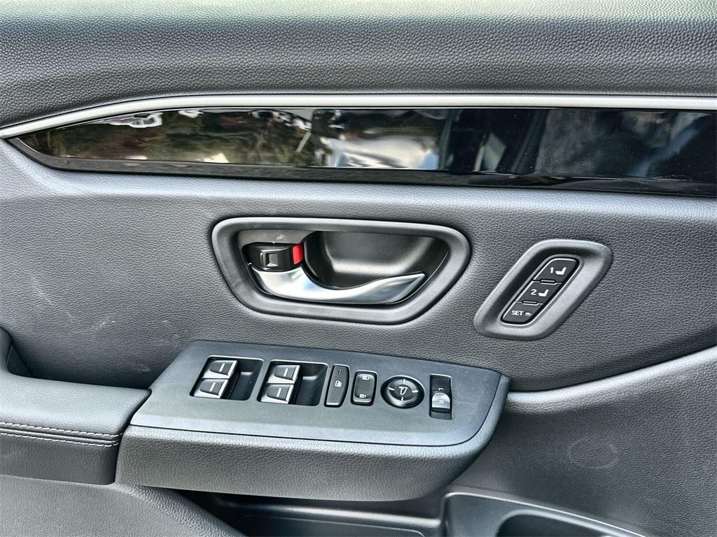 new 2025 Honda Pilot car, priced at $44,964