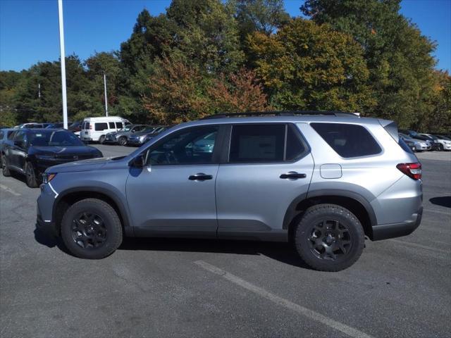 new 2025 Honda Pilot car, priced at $47,907