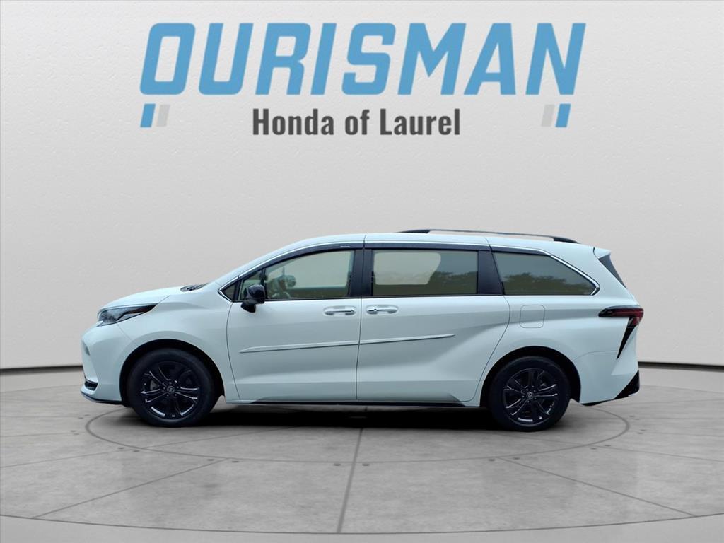 used 2024 Toyota Sienna car, priced at $43,958