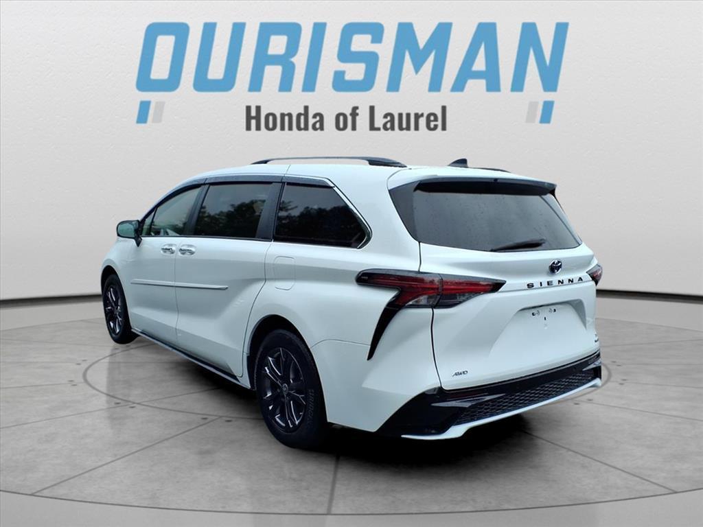 used 2024 Toyota Sienna car, priced at $43,958