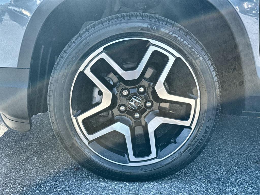 used 2022 Honda Passport car, priced at $30,488