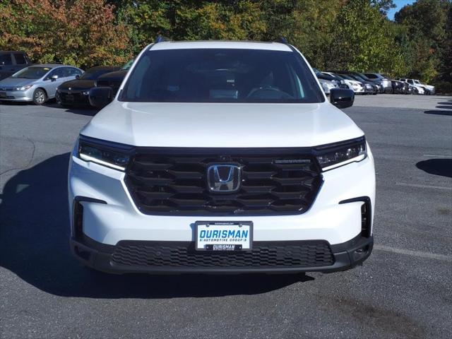 new 2025 Honda Pilot car, priced at $52,176