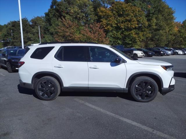 new 2025 Honda Pilot car, priced at $52,176