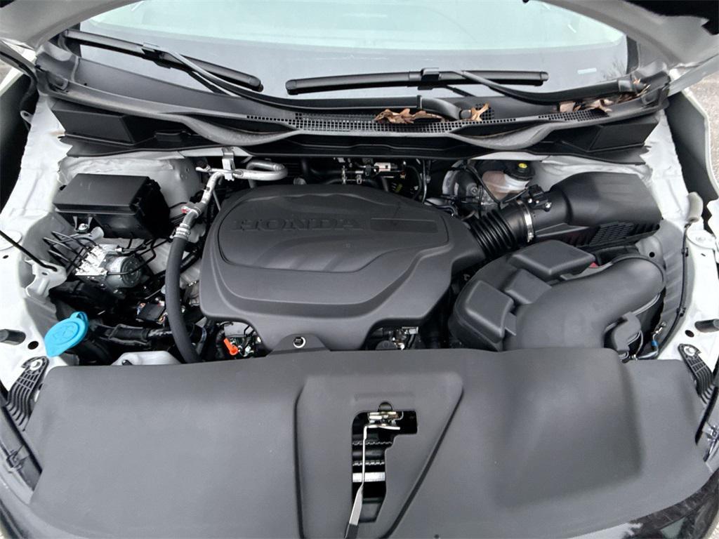 new 2026 Honda Odyssey car, priced at $41,655
