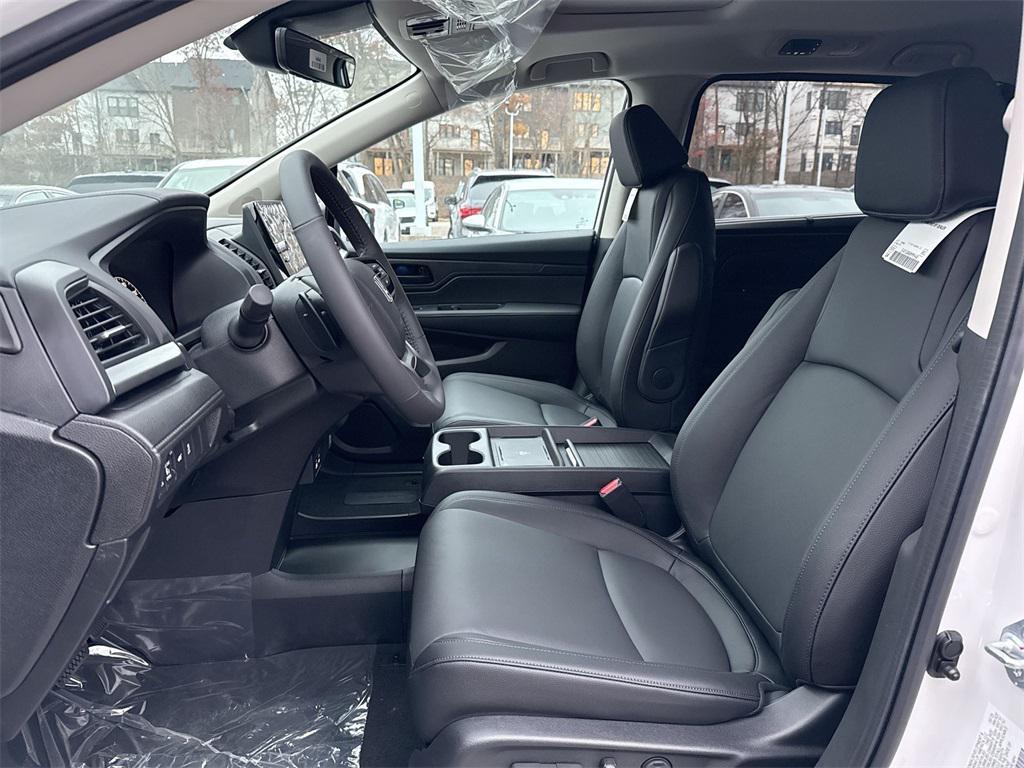 new 2026 Honda Odyssey car, priced at $41,655