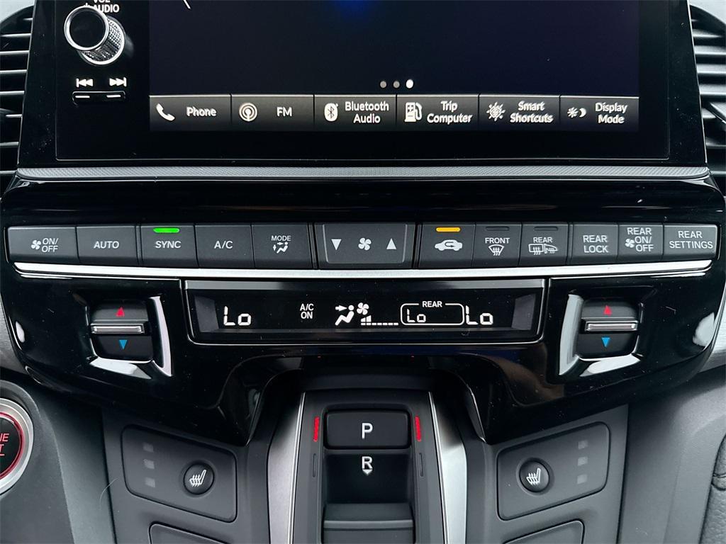 new 2026 Honda Odyssey car, priced at $41,655