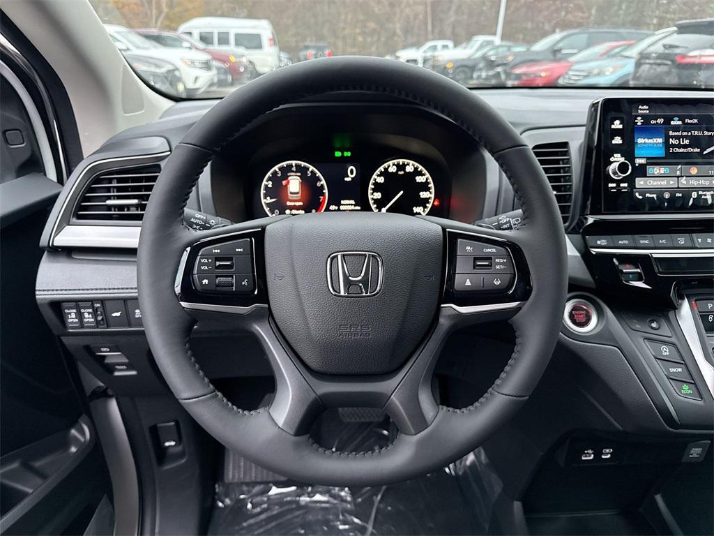 new 2026 Honda Odyssey car, priced at $41,655