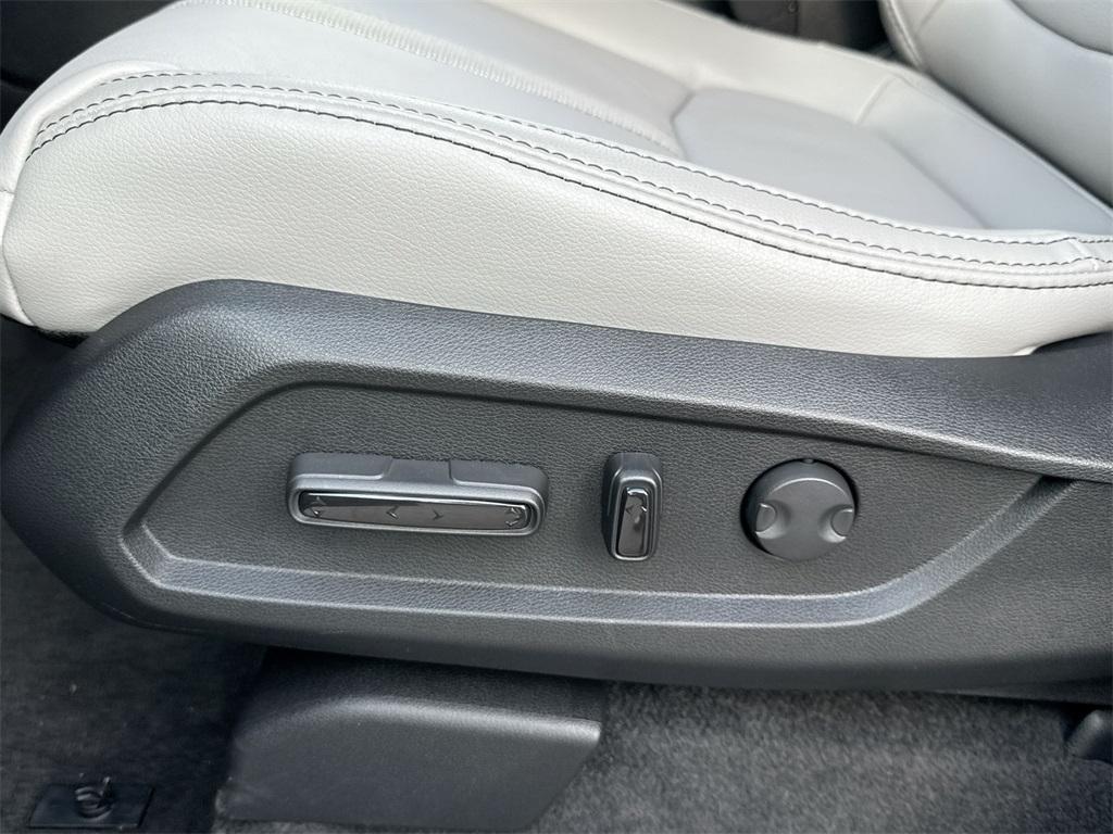 new 2025 Honda Pilot car, priced at $43,043