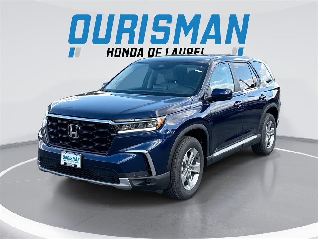 new 2025 Honda Pilot car, priced at $43,043
