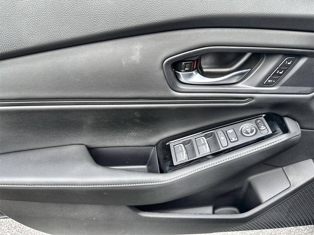 new 2025 Honda Accord Hybrid car, priced at $36,405