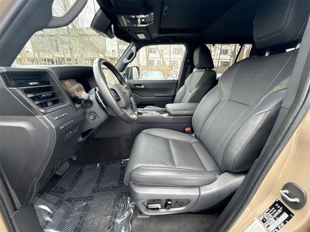 used 2024 Lexus GX 550 car, priced at $82,995