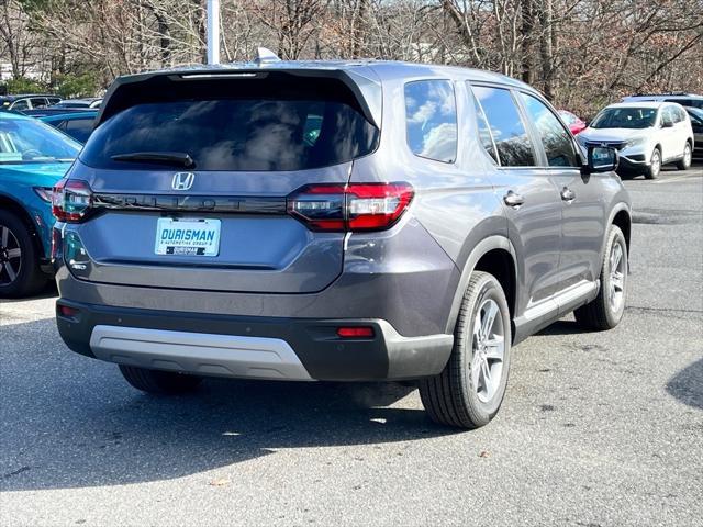 new 2025 Honda Pilot car, priced at $44,914