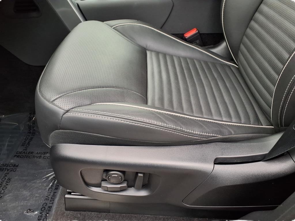 used 2024 Land Rover Discovery car, priced at $51,000