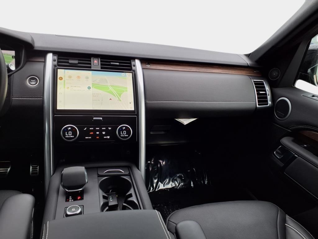 used 2024 Land Rover Discovery car, priced at $51,000