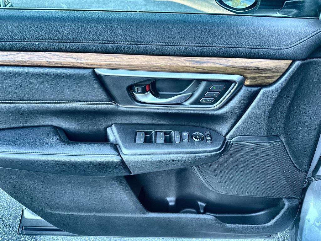 used 2018 Honda CR-V car, priced at $17,995