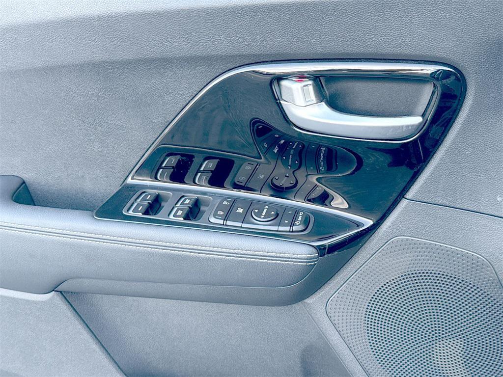 used 2022 Kia Niro EV car, priced at $18,488