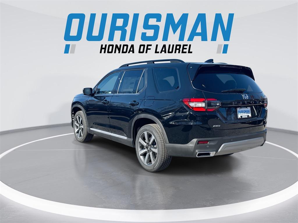 new 2025 Honda Pilot car, priced at $44,964