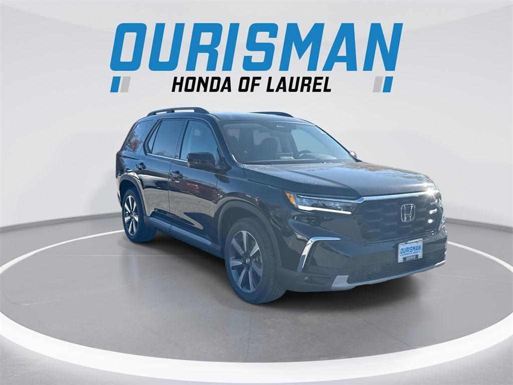 new 2025 Honda Pilot car, priced at $44,964