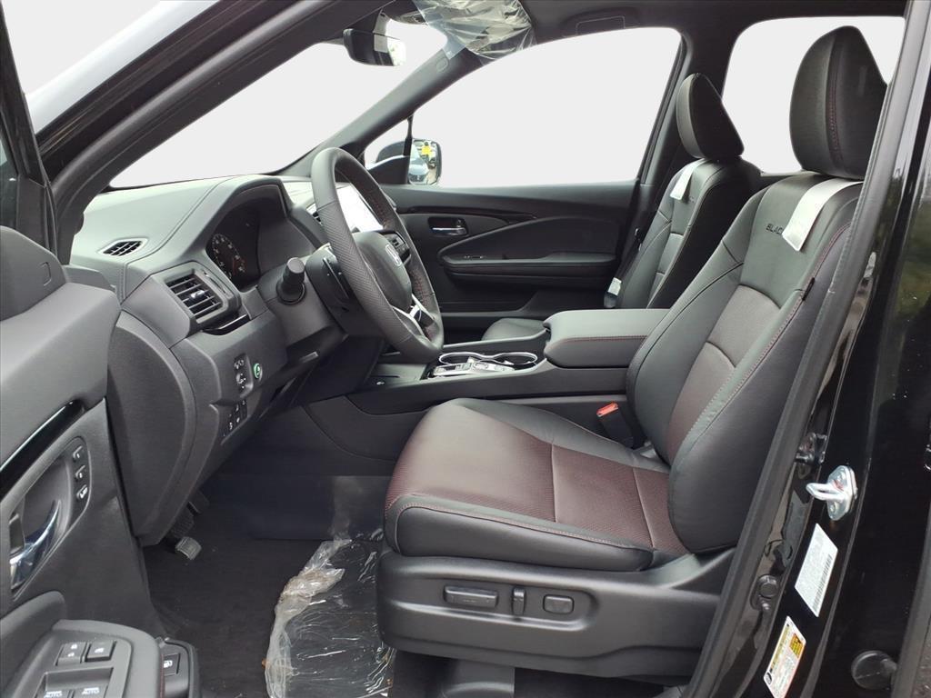 new 2025 Honda Ridgeline car, priced at $44,654