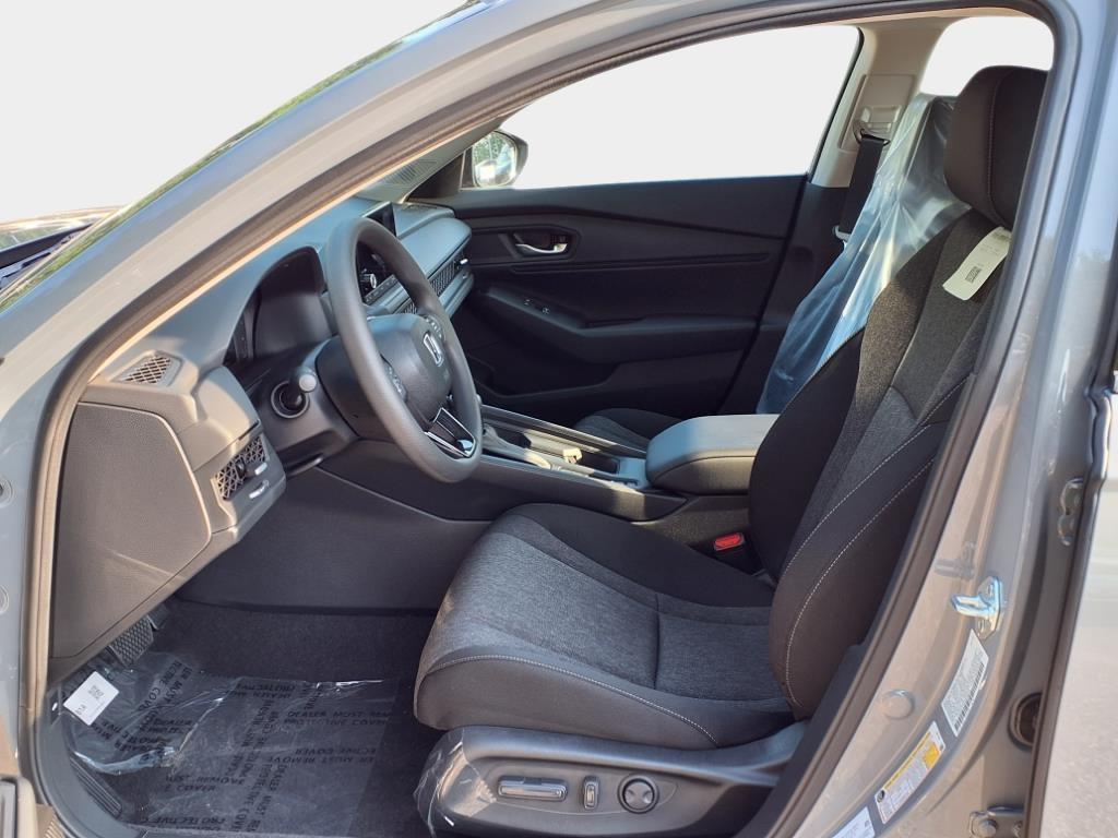 new 2025 Honda Accord Hybrid car, priced at $35,217