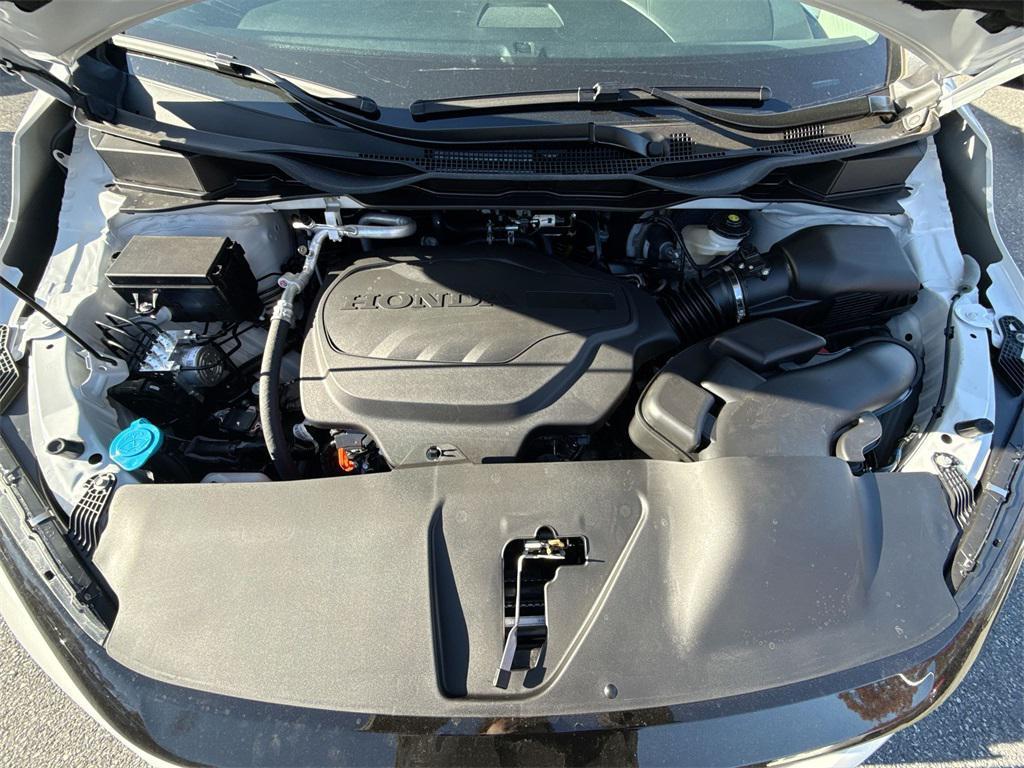 new 2026 Honda Odyssey car, priced at $41,259