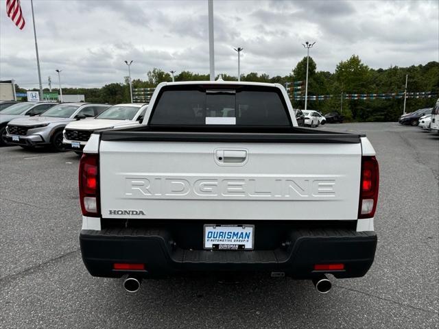 new 2025 Honda Ridgeline car, priced at $42,138