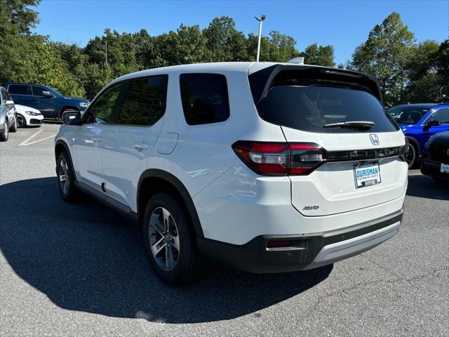 new 2025 Honda Pilot car, priced at $44,413