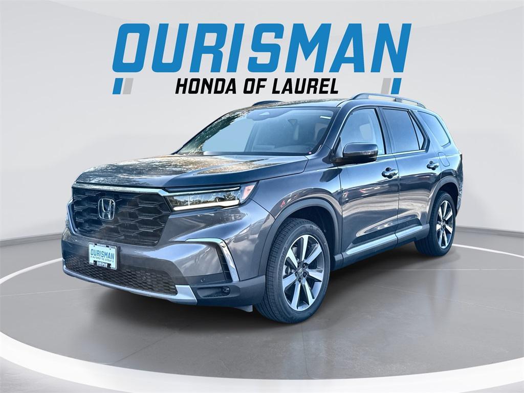 new 2025 Honda Pilot car, priced at $47,878