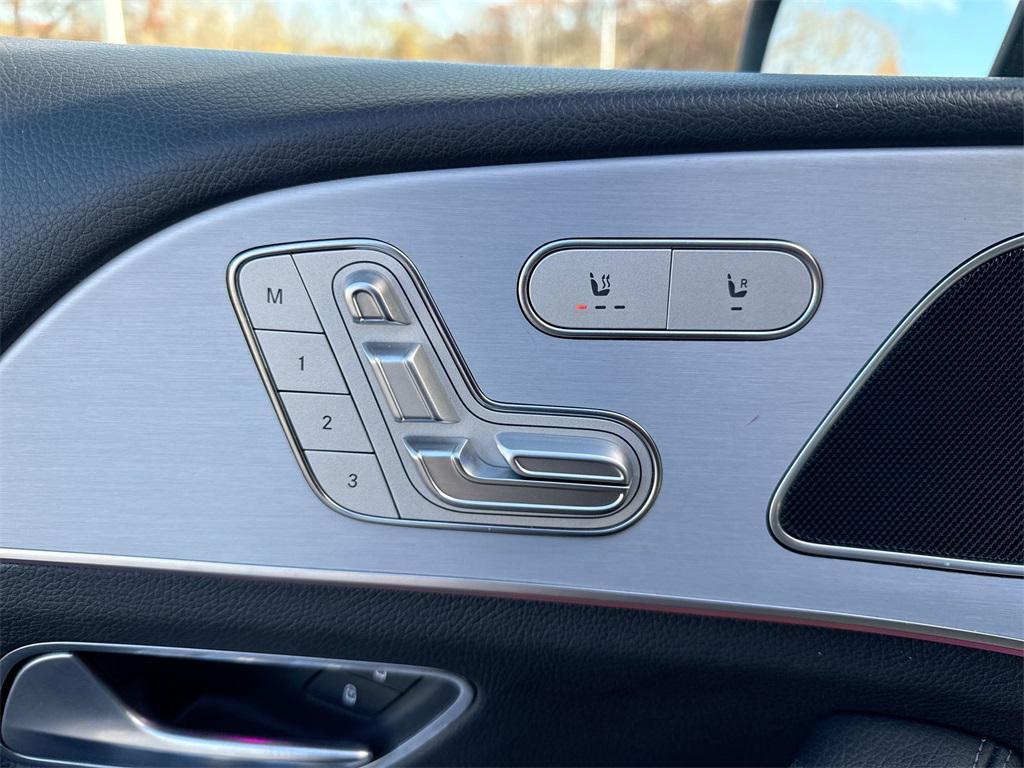 used 2024 Mercedes-Benz GLE 450 Plug-In Hybrid car, priced at $50,334