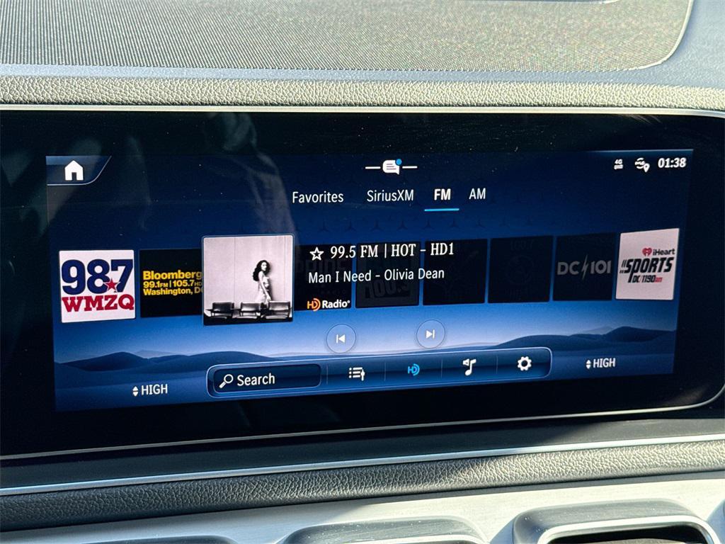 used 2024 Mercedes-Benz GLE 450 Plug-In Hybrid car, priced at $50,334