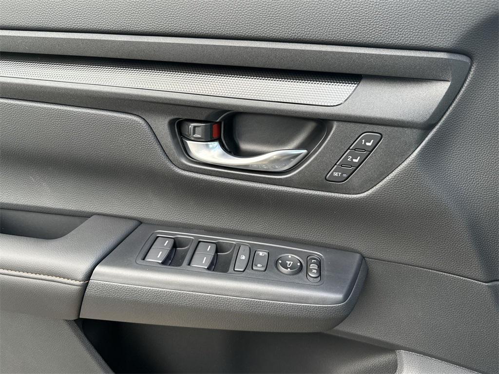 new 2026 Honda CR-V Hybrid car, priced at $37,508