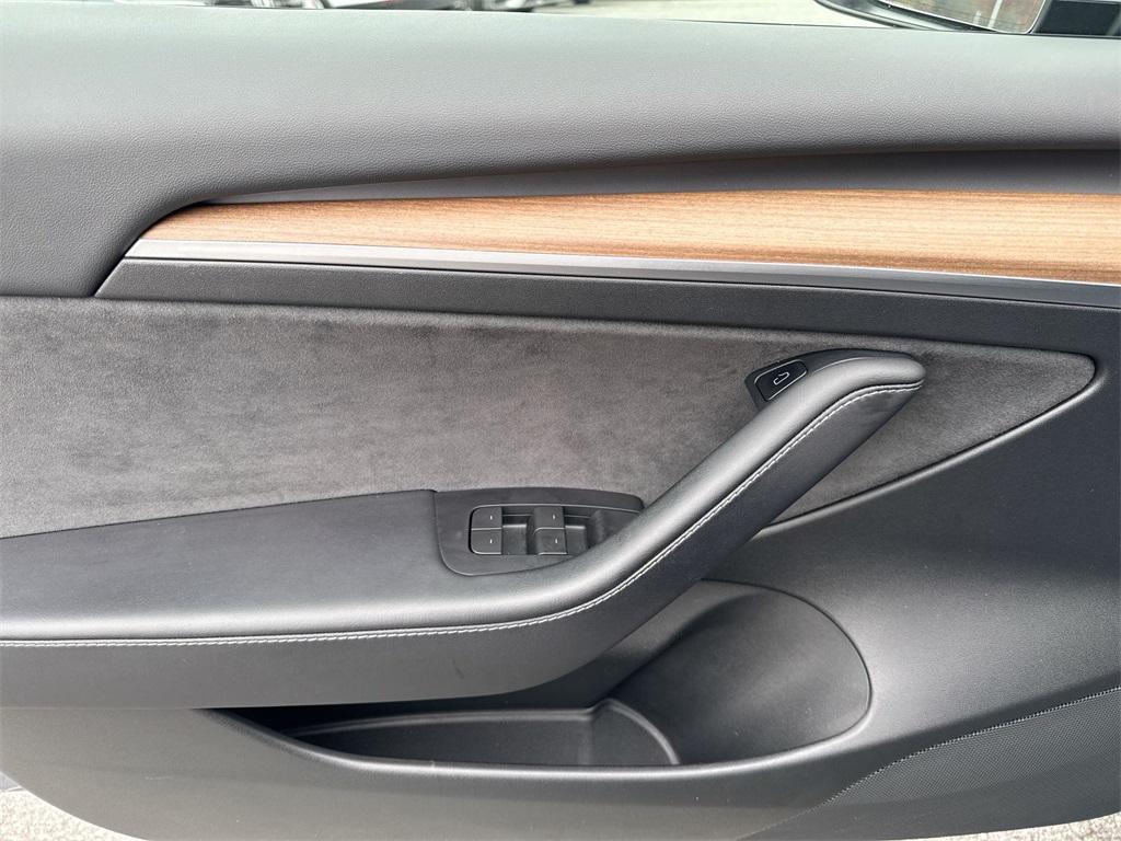 used 2022 Tesla Model 3 car, priced at $23,518