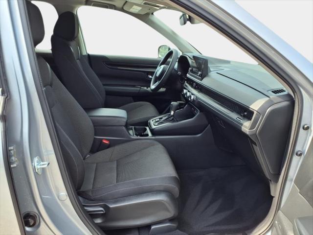 used 2025 Honda CR-V car, priced at $32,000