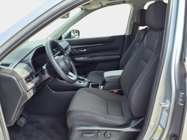 used 2025 Honda CR-V car, priced at $32,000