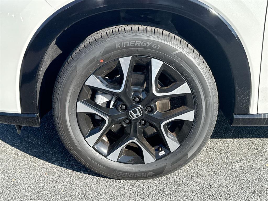 new 2026 Honda HR-V car, priced at $30,444