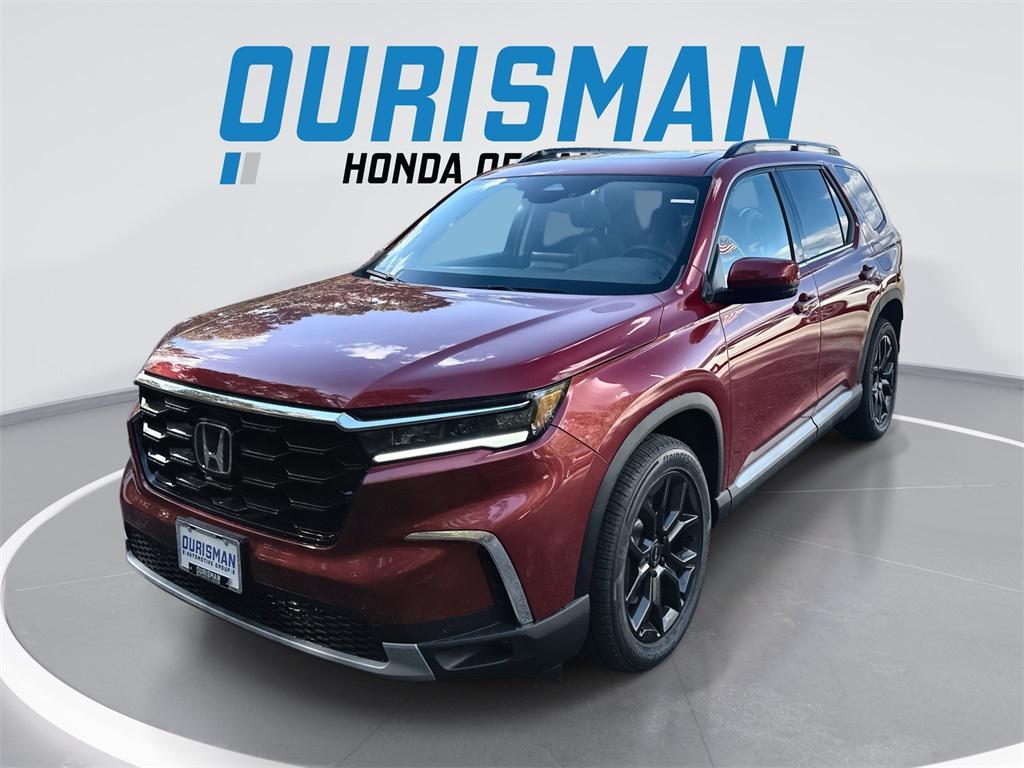 new 2025 Honda Pilot car, priced at $47,036