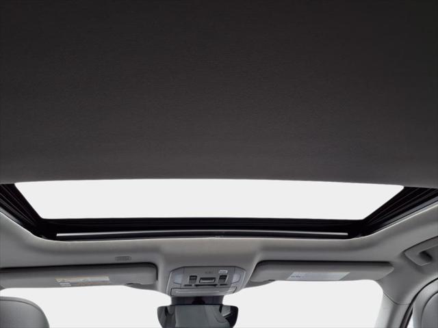 used 2021 Toyota Highlander car, priced at $28,000