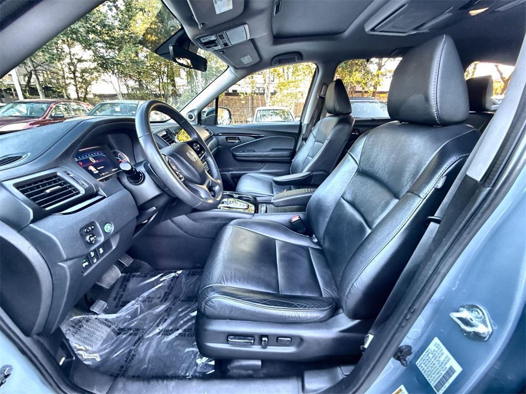 used 2022 Honda Pilot car, priced at $32,250