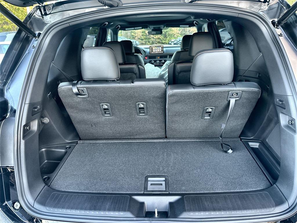 new 2025 Honda Pilot car, priced at $45,297