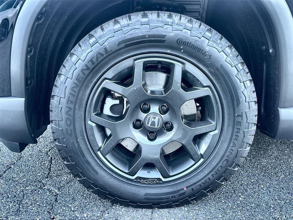 new 2025 Honda Pilot car, priced at $45,297