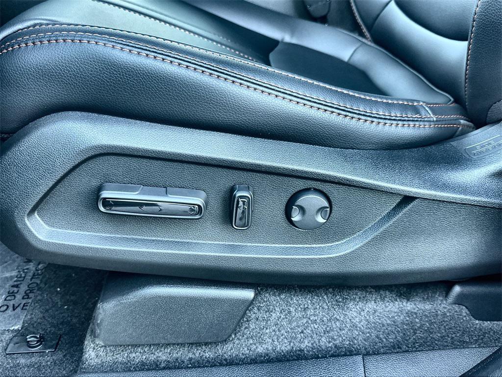 new 2025 Honda Pilot car, priced at $45,297