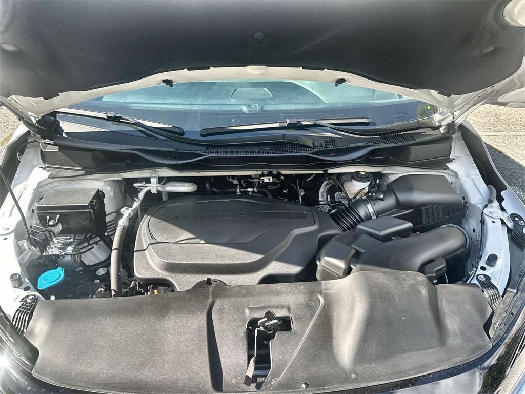 new 2026 Honda Odyssey car, priced at $40,718