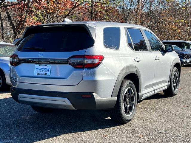 new 2025 Honda Pilot car, priced at $46,488